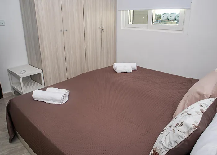 Seaview Sunset Court 15 公寓 *