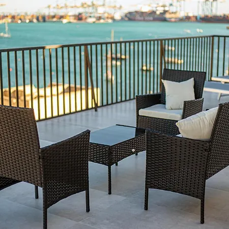 Seaview Sunset Court 15 * Birzebbuga