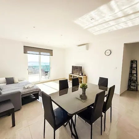 Seaview Sunset Court 15 Apartament *